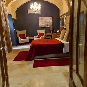 Julina Boutique Living 3* Mosta